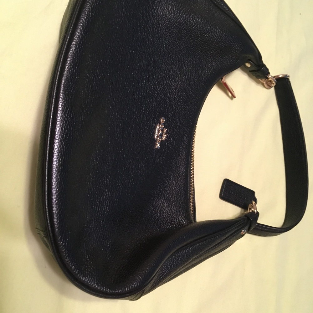 handbag - Picture 2 of 3